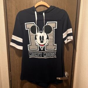 🖤 Disney Mickey Mouse Graphic Hoodie Tee (L 11/13) 🖤